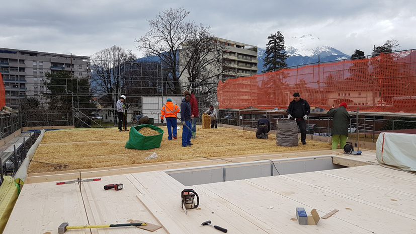 Botte paille dans le plancher